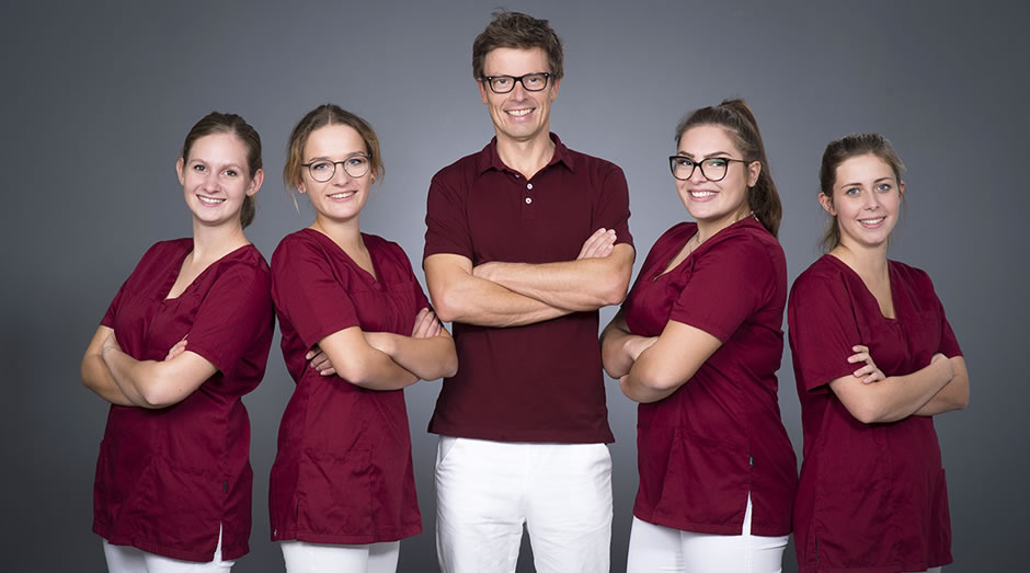 Team der Kinderarztpraxis in Traunstein -  David Antos, Facharzt für Kinder- und Jugendmedizin<